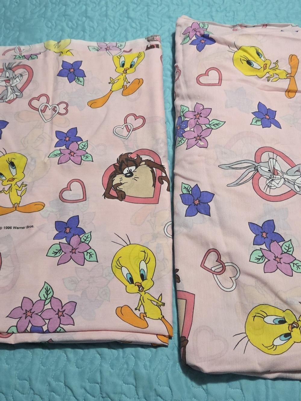 Vintage Tweety Cartoon Pink Bed Sheet Set - Looney Tunes Style